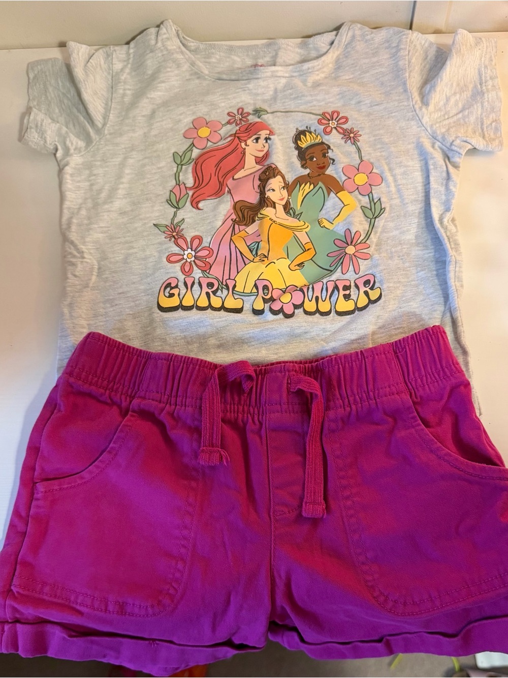 Girls outfit size 6